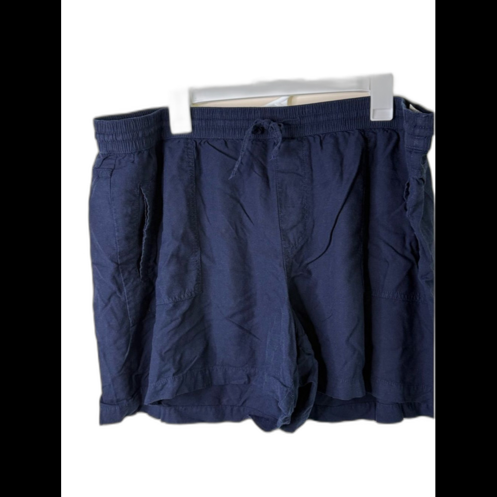Maurice’s 22W Navy Blue shorts